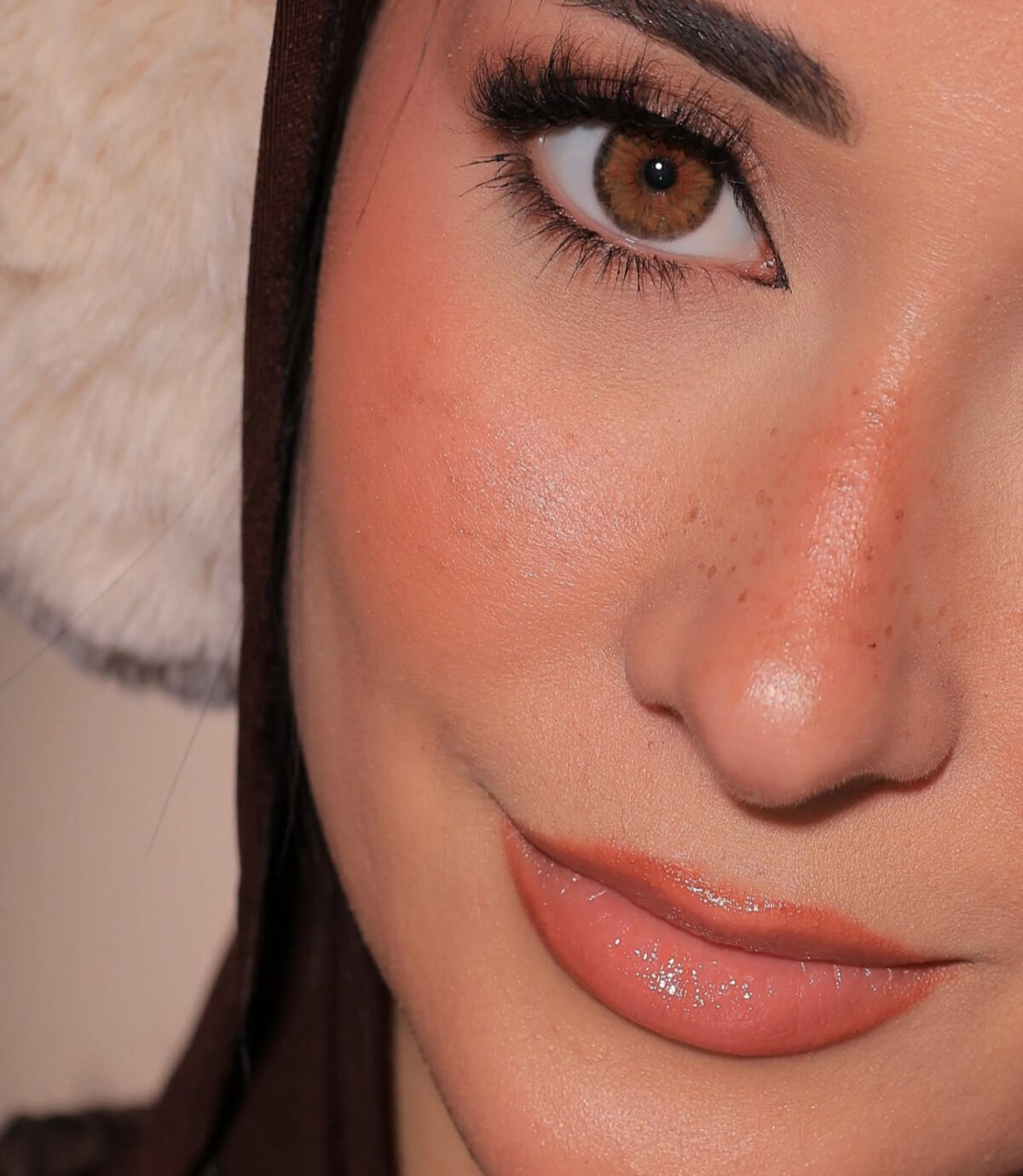 Cleopatra Hazel - Image 3